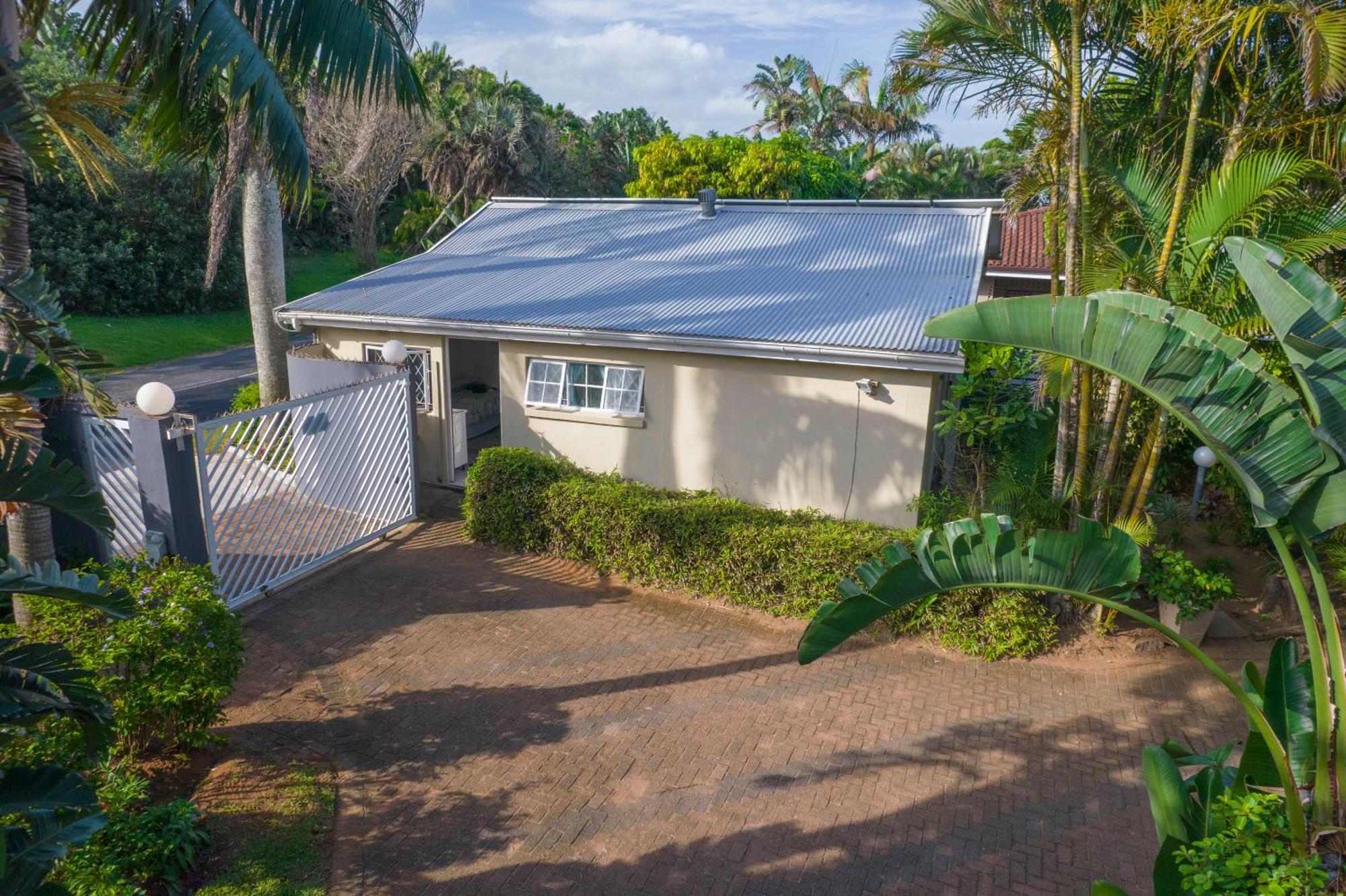 23 Ambleside Holiday Retreat By The Sea Port Shepstone Buitenkant foto